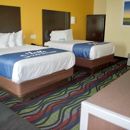 Days Inn & Suites By Wyndham Augusta Near Fort Eisenhower Eksteriør bilde