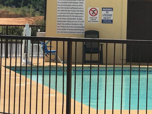 Days Inn & Suites By Wyndham Augusta Near Fort Eisenhower Eksteriør bilde